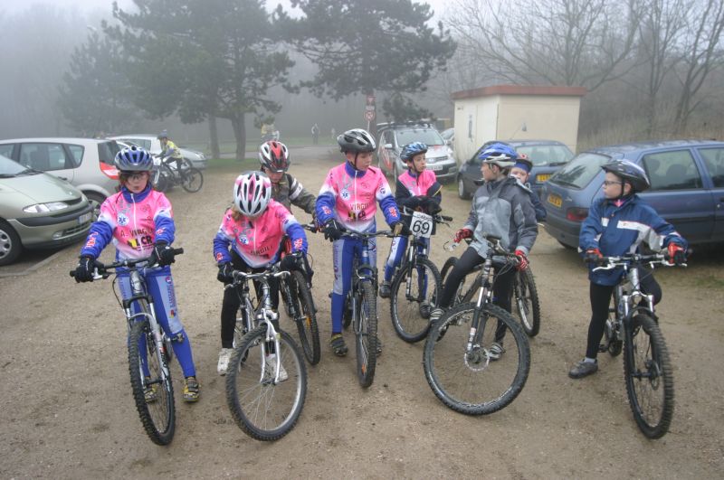 gal/VTT 2007/VTT_VIllers_1_avril_2007/VTT a Villers 001.jpg